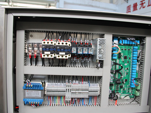 ����ʽϴ�»�ϸ��3